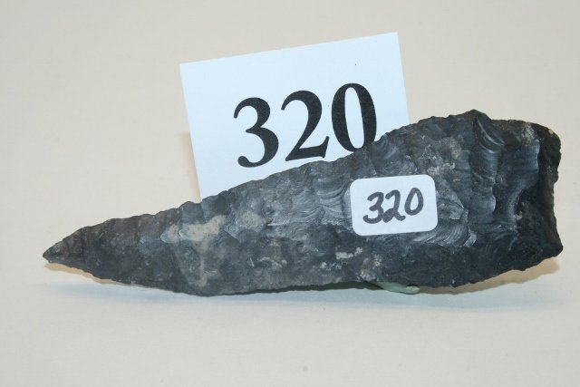 Chipped Coshocton Flint, Stemmed Knife (1 of 2)