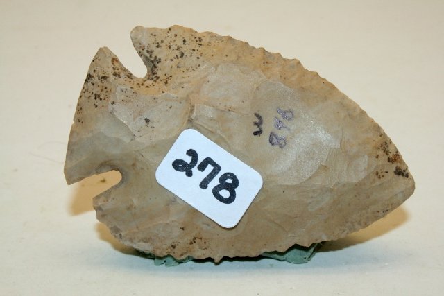 Tan Flint Fine Lost Lake Point (1 of 2)