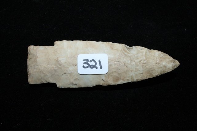 Burlington Chert? Scottsbluff Point (1 of 2)