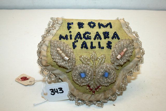 Beaded Mohawk Bag (1 of 2)