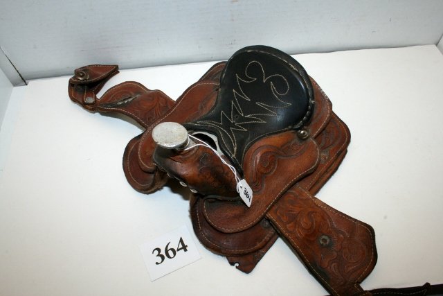 Salesman Sample  Western Saddle (1 of 3)