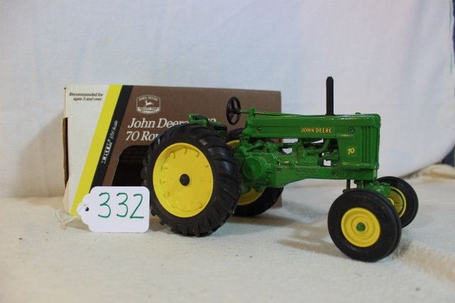 John Deere “70 Row Crop” (1 of 1)