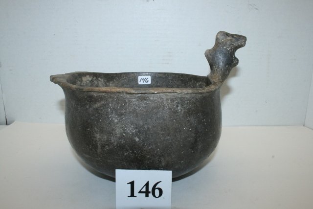 Mississippian Pottery Bowl Turkey Effigy (1 of 2)