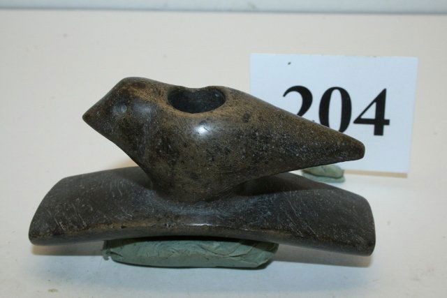Steatite Effigy Bird Platform Pipe (1 of 3)