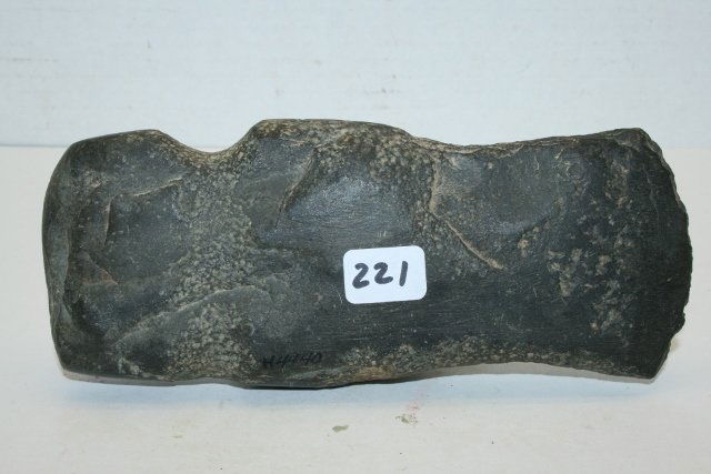 Slate ¾ Groove Axe (1 of 2)
