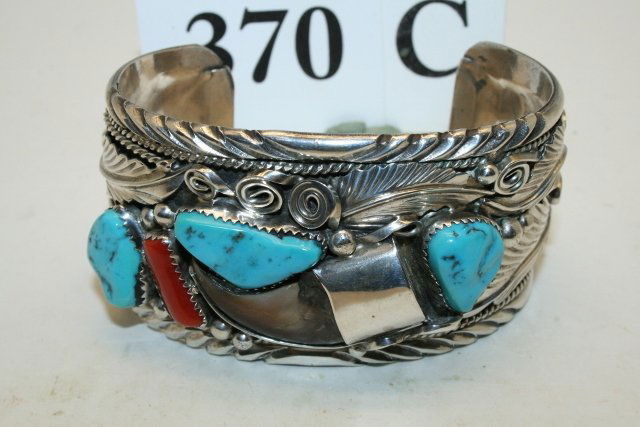 Mans Bear Claw Bracelet (1 of 1)