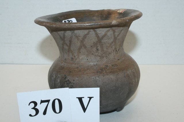 3 Legged Small Pottery Jar (1 of 1)