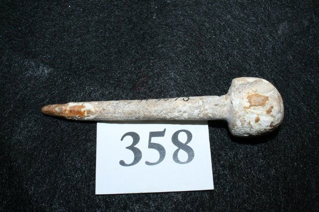 Hair Ornament, Shell: 4 ¼” Hair Ornament, Shell, Alabama