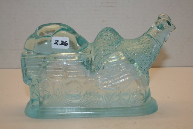 Chicken Candy Container (1 of 1)