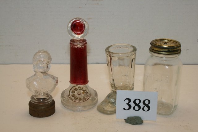 Boot Candy Container (1 of 1)