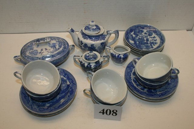 24 Pcs. Childs Blue Willow Child’s Dinnerware Set (1 of 1)