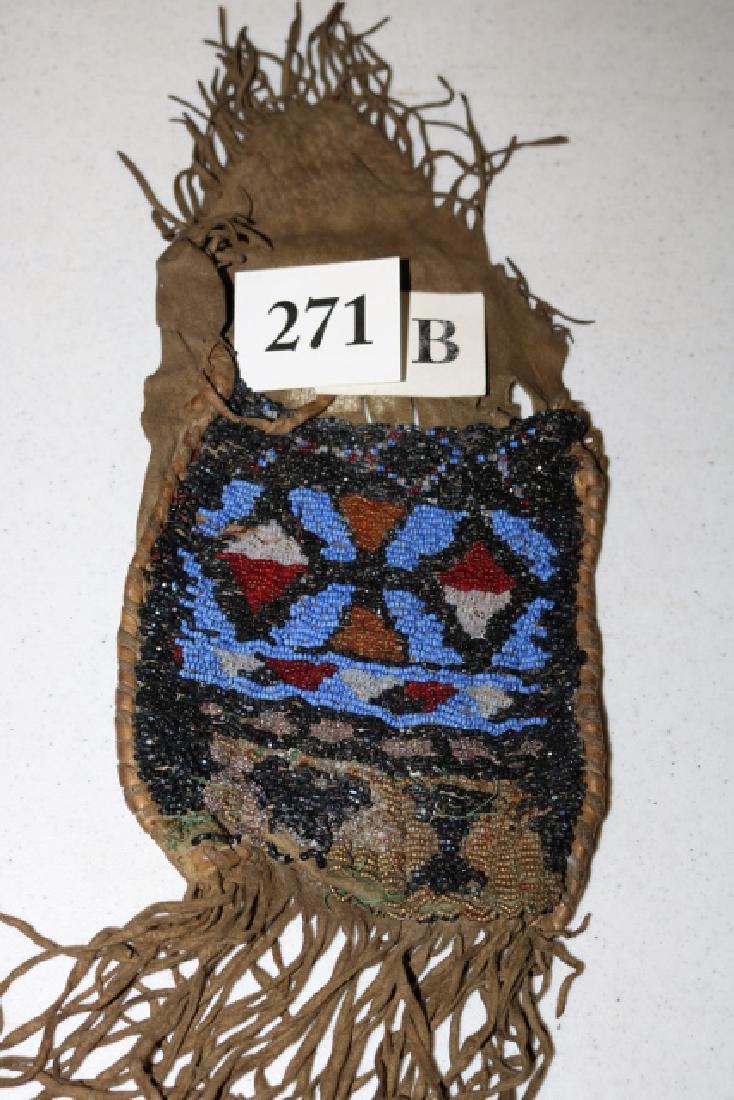 Beaded Purse (1 of 1)