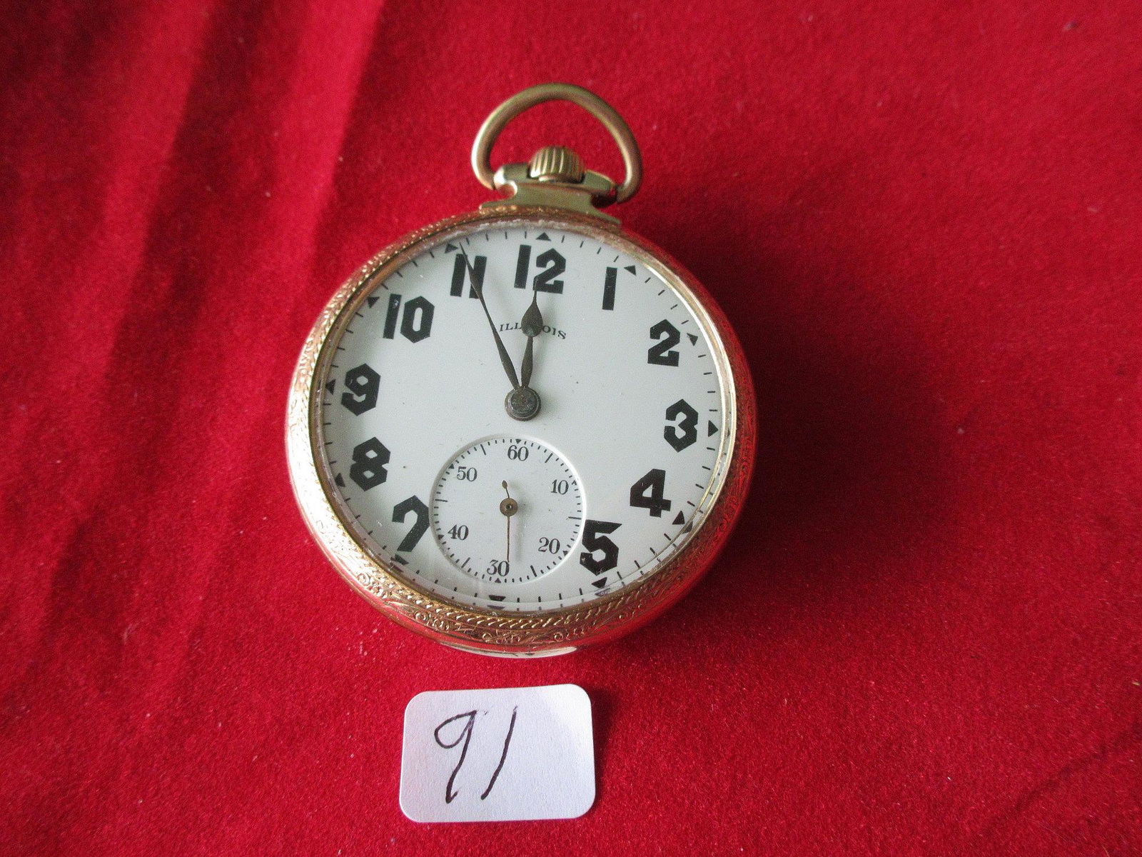 Antique gold filled Illinois 21 jewel: Antique gold filled Illinois 21 jewel railroad grade pocket watch. Porcelain in good condition. Ser no. 4559819 Case measures 2 inches.