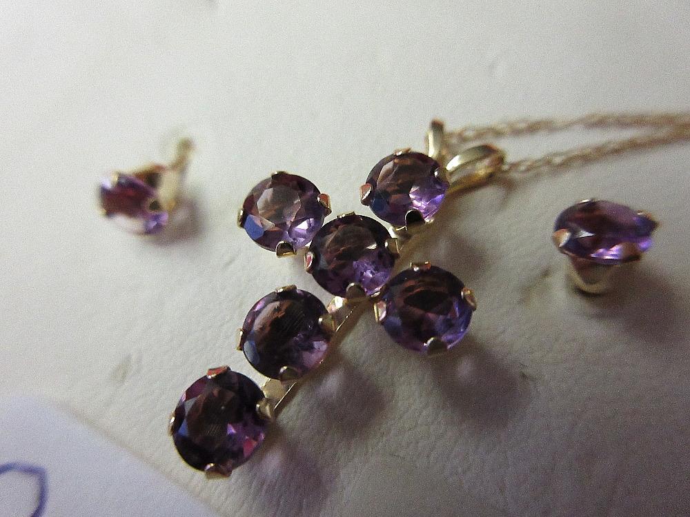 14 k gold amethyst cross with chain and stud earrings: 14 k gold amethyst cross with chain and stud earrings. In good original as found condition. With great colors and detail