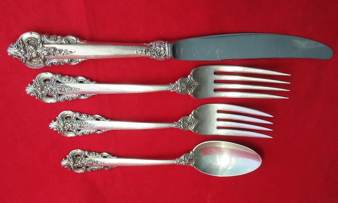 Beautiful Grande Baroque sterling silver place setting: Beautiful Grande Baroque sterling silver place setting. In good original as found condition. 146g = 4.69 t o