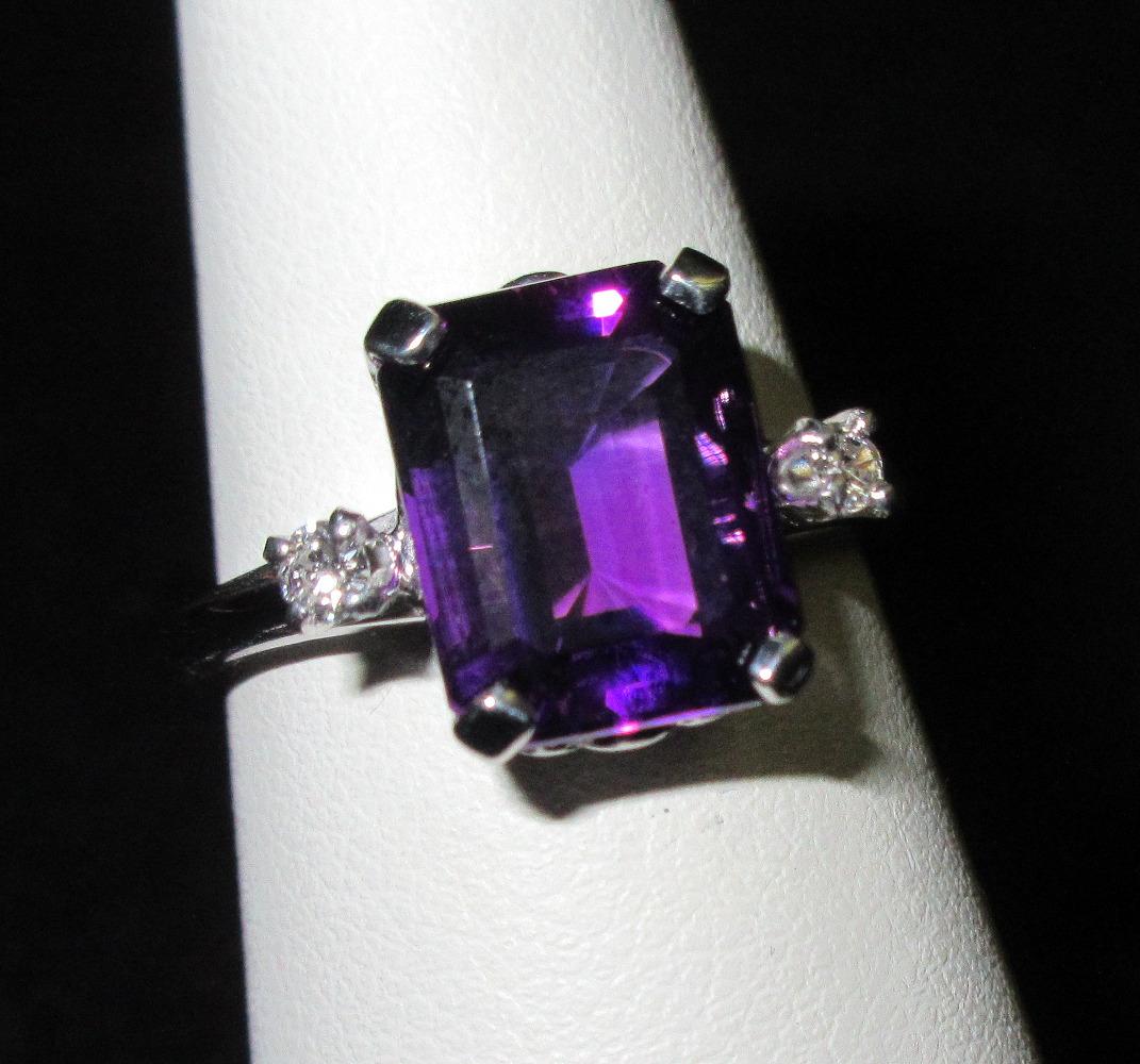 Fine 3 ct. amethyst & diamond 14 k gold ring: Fine 3 ct. amethyst & diamond 14 k gold ring. Size 5 ½ . Beautiful cut. In good as found condition with beautiful colors and great quality and detail
