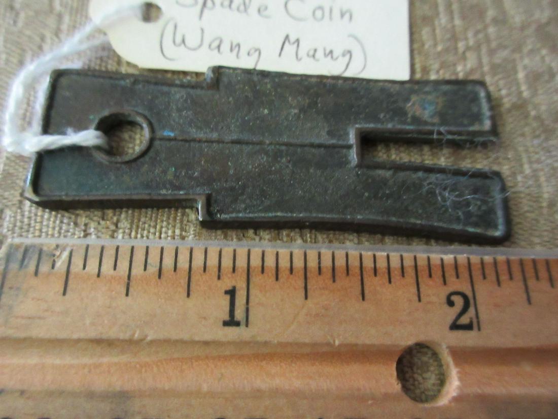 Ancient China 7 - 22 AD Spade coin. Wang Maug: Ancient China 7 - 22 AD Spade coin. Wang Maug. Please use photos to judge condition and age.