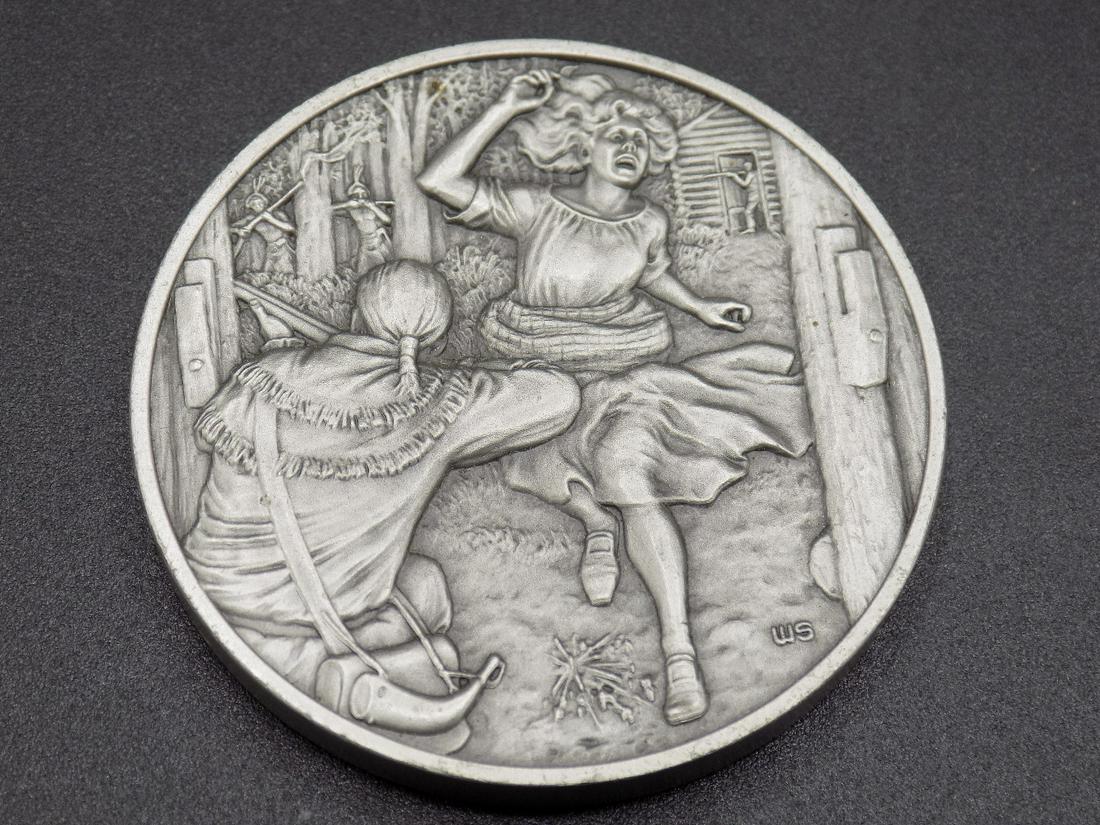 Great women of the American Revolution coin. Elizabeth: Great women of the American Revolution coin. Elizabeth Zane. IN GOOD ORIGINAL AS FOUND CONDITION. Beautiful colors with Great quality and detail.