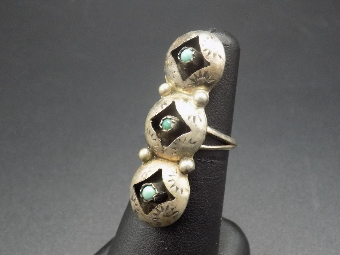 Beautiful Native American Indian turquois shadow box (1 of 5)