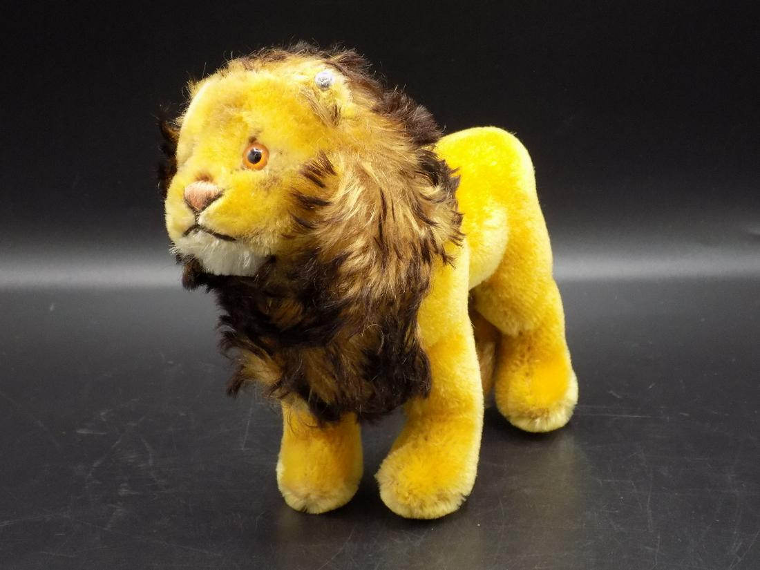 Cuddly vintage Steiff lion. Original ear tag: Cuddly vintage Steiff lion. Original ear tag. In very good original as found condition. Beautiful colors. Great quality and detail. Measures approx. 9” tall x 8” long.