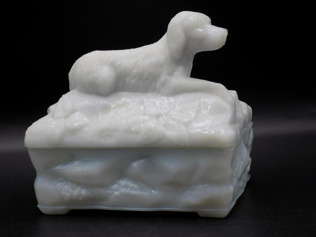 Delightful white opalescent glass jewelry box with dog: Delightful white opalescent glass jewelry box with dog. Marked on inside of box Vallerystahl. Hunting dog with gun and pouch on lid. In very good original as found condition. Some minor fleabites on i