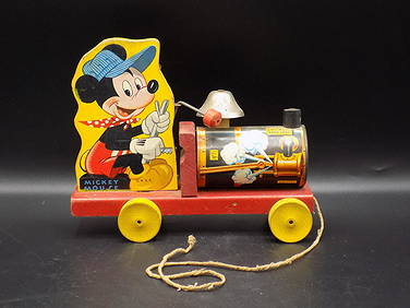 Vintage Walt Disney Mickey Mouse wood pull toy (1 of 6)