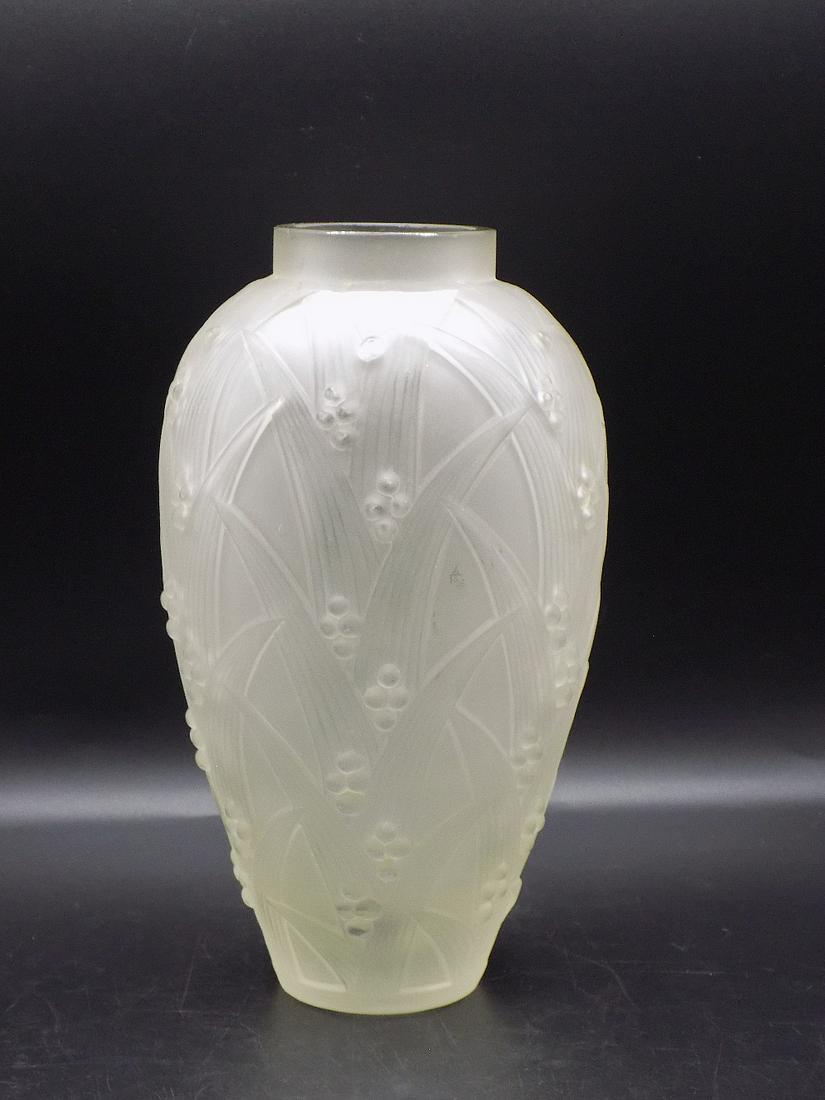 Beautiful vintage Sabino art glass vase (1 of 7)