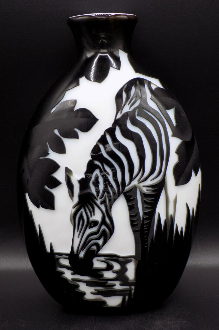 Fabulous Orient & Flume cameo art glass vase with: Fabulous Orient & Flume cameo art glass vase with zebras. Great quality and beautifully cameo cut on both sides. No problem with condition. Marked in script and label on bottom as shown in photos. Mea