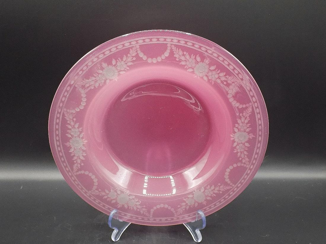 Fine intaglio cut Steuben Rosaline art glass plate (1 of 7)
