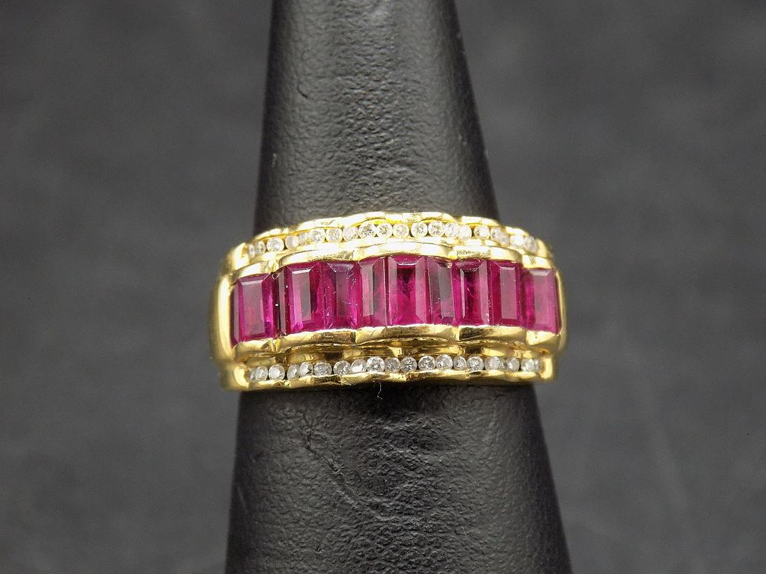 Beautiful Ruby and diamond 18k ring (1 of 9)