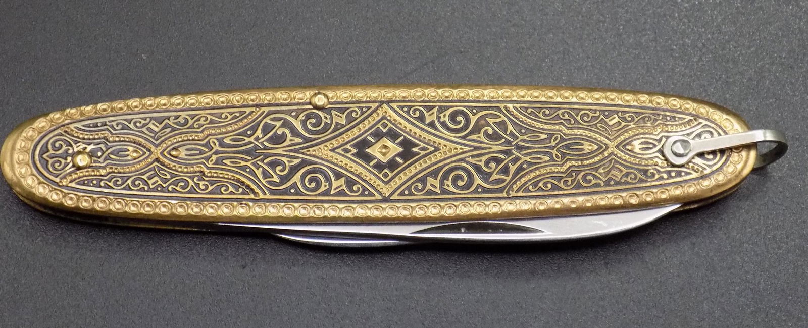Ornate vintage J. A. Henckels Solingen German pocket knife (1 of 6)