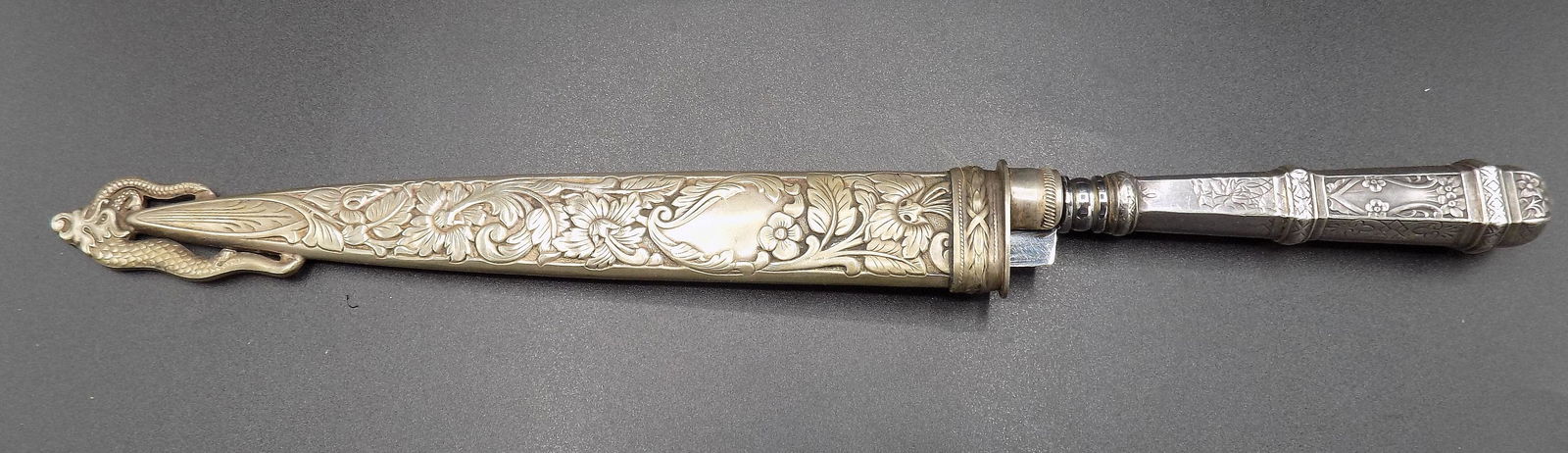 Very ornate vintage boot knife with horse (1 of 13)