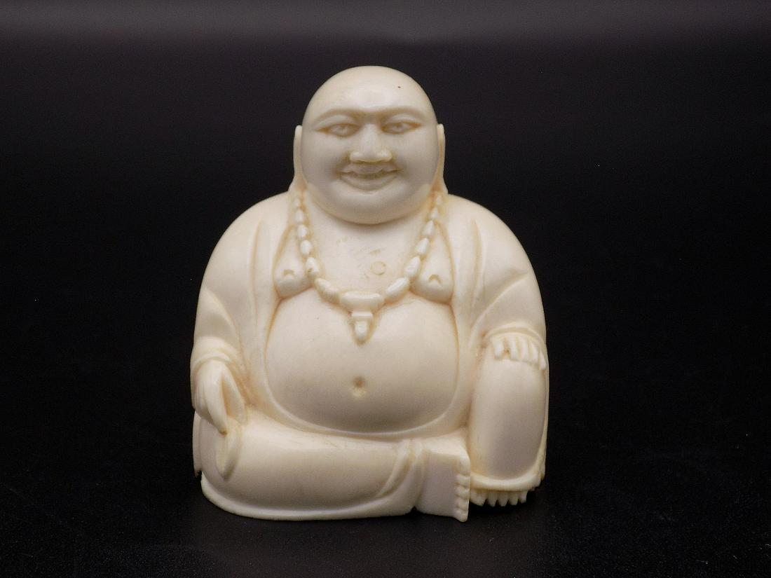 Vintage nicely carved Oriental figure (1 of 6)