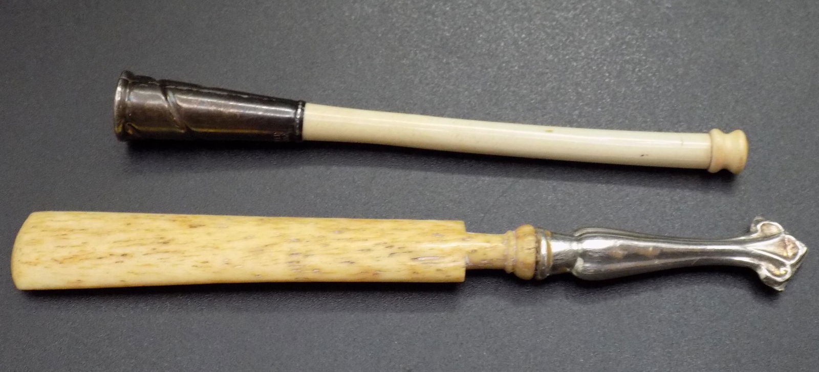 Vintage carved Oriental cigarette holder & tool (1 of 4)