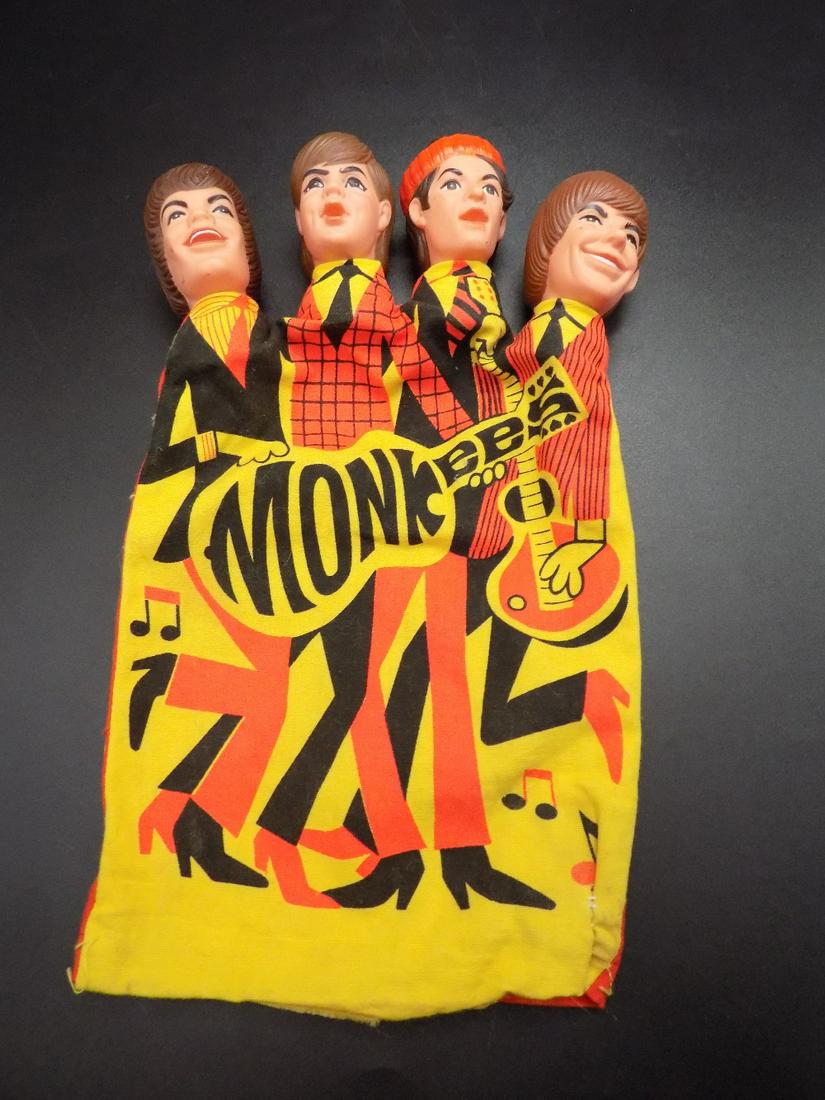 Vintage Original Monkees Band Hand Puppet: Vintage Original Monkees Band Hand Puppet. Mattel label. In very good original as found condition. Bright vivid colors. Approx. 10” height