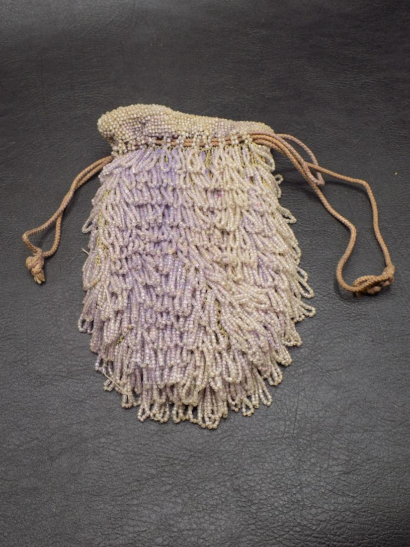 Vintage Roaring 20’s Art Deco Flapper beaded purse. (1 of 4)