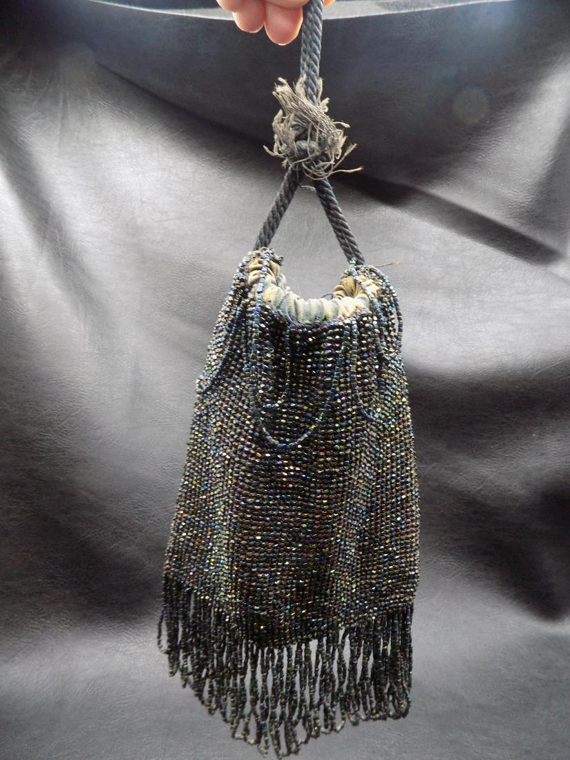 Vintage   Roaring 20’s Art Deco Flapper beaded purse (1 of 2)