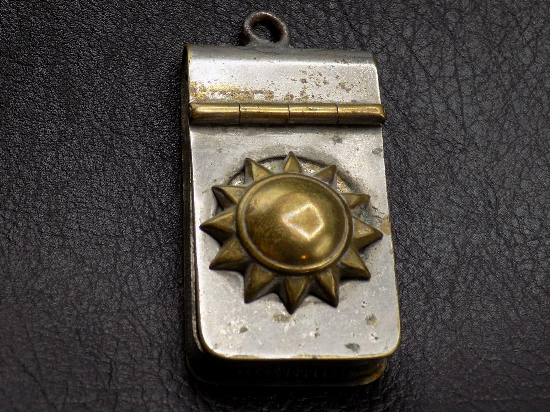 Neat vintage match safe holder with sunburst (1 of 6)