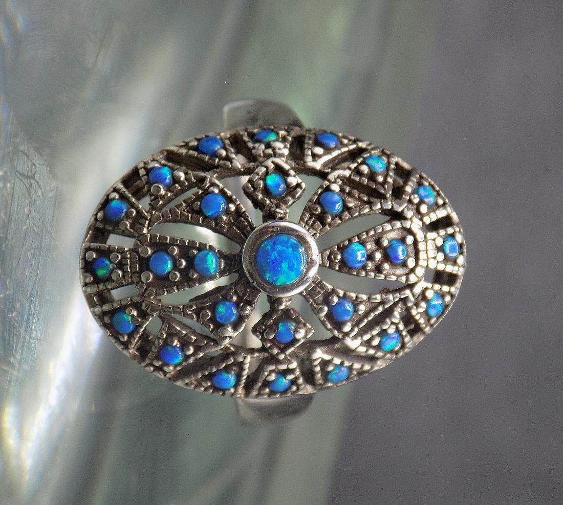 2 cwt. blue fire opal .925 sterling silver ring (1 of 3)