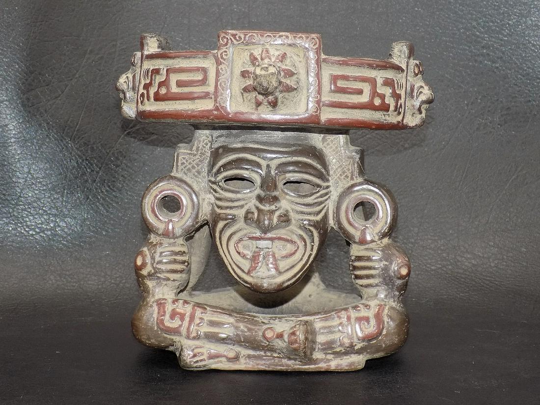 Unusual pre-Colombian figural effigy. (1 of 11)