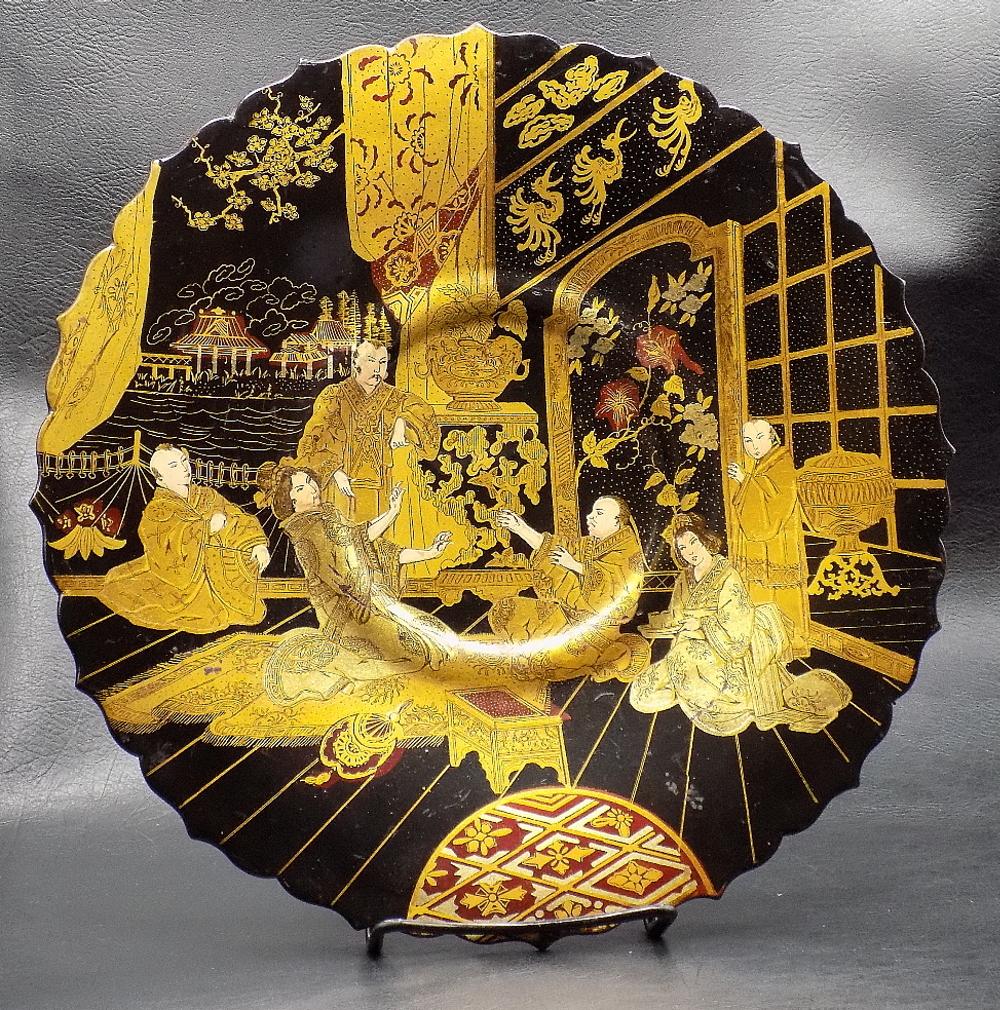 Very fine vintage decorated Oriental pedestal center plate. (1 of 11)