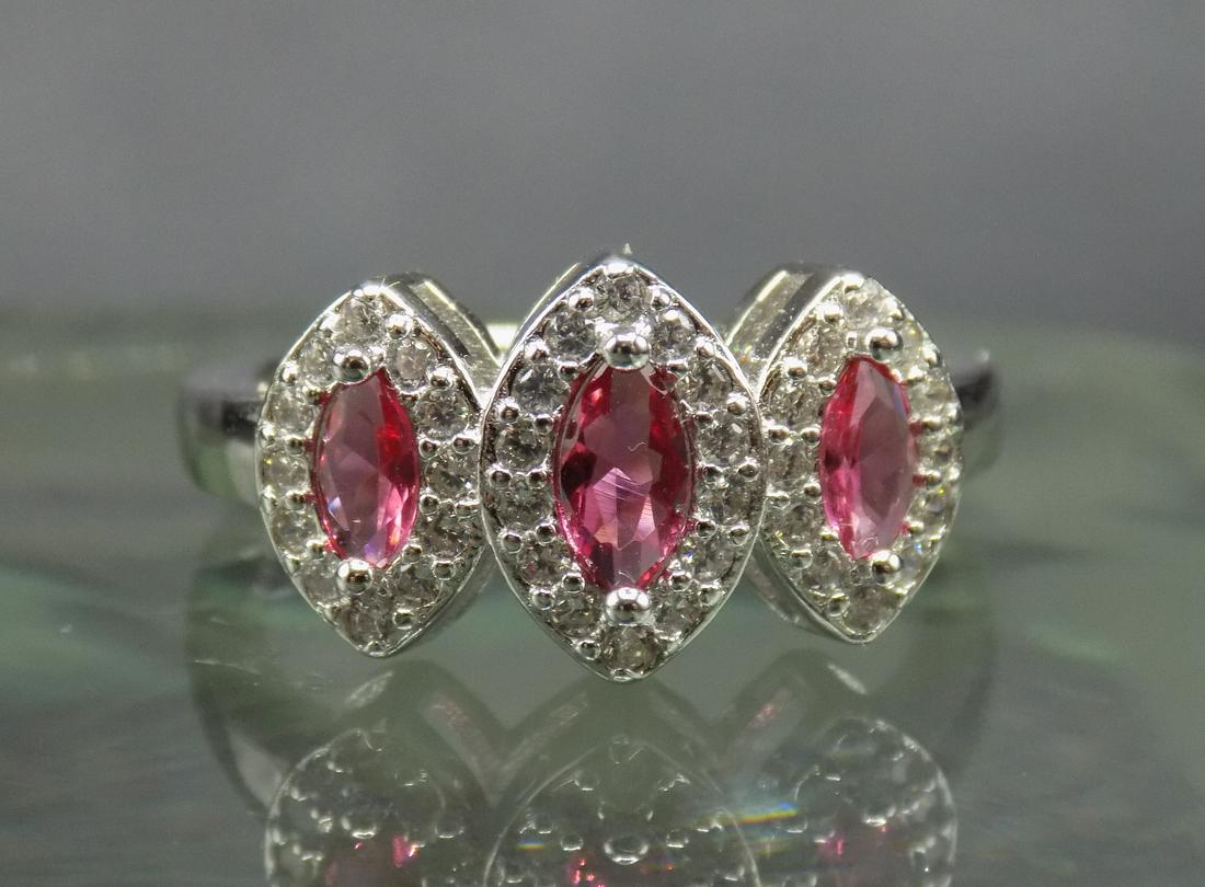 Beautiful 2 ctw ruby & topaz sterling ring. (1 of 4)