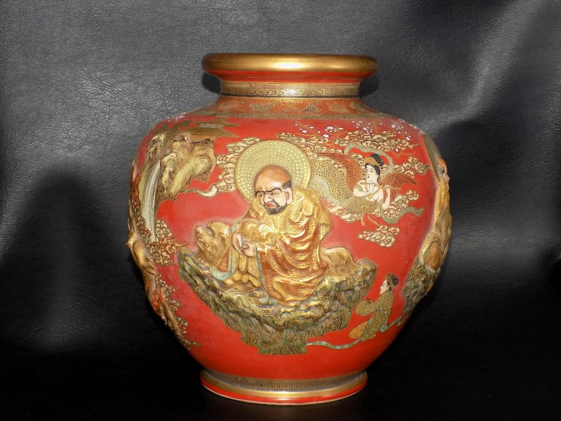 Magnificent decorated antique Oriental vase (1 of 12)
