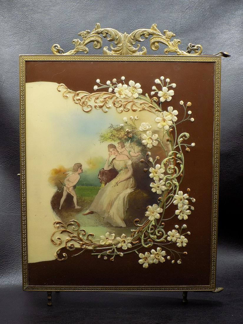 Graceful Antique decorated triple folding mirror (1 of 10)