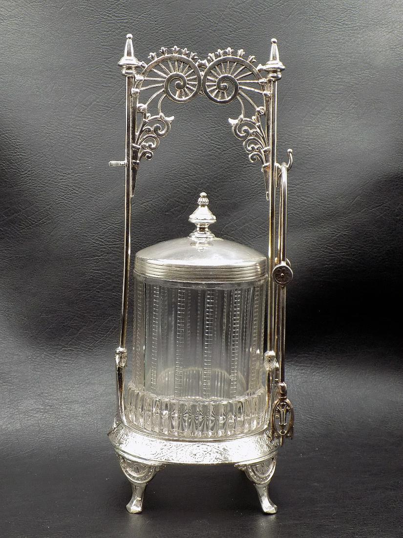 Fancy Victorian Pickle Castor: Fancy Victorian Pickle Castor. Middletown marked on bottom as shown in photos. Great quality & detail. Zipper cut insert has chips on top rim as shown in photo. Does not show with lid on. Original for