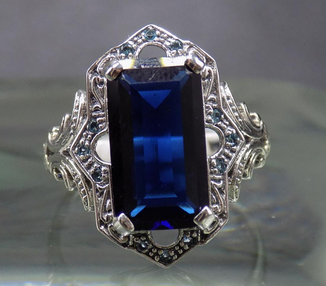 Beautiful 8 ct sapphire sterling ring. (1 of 6)