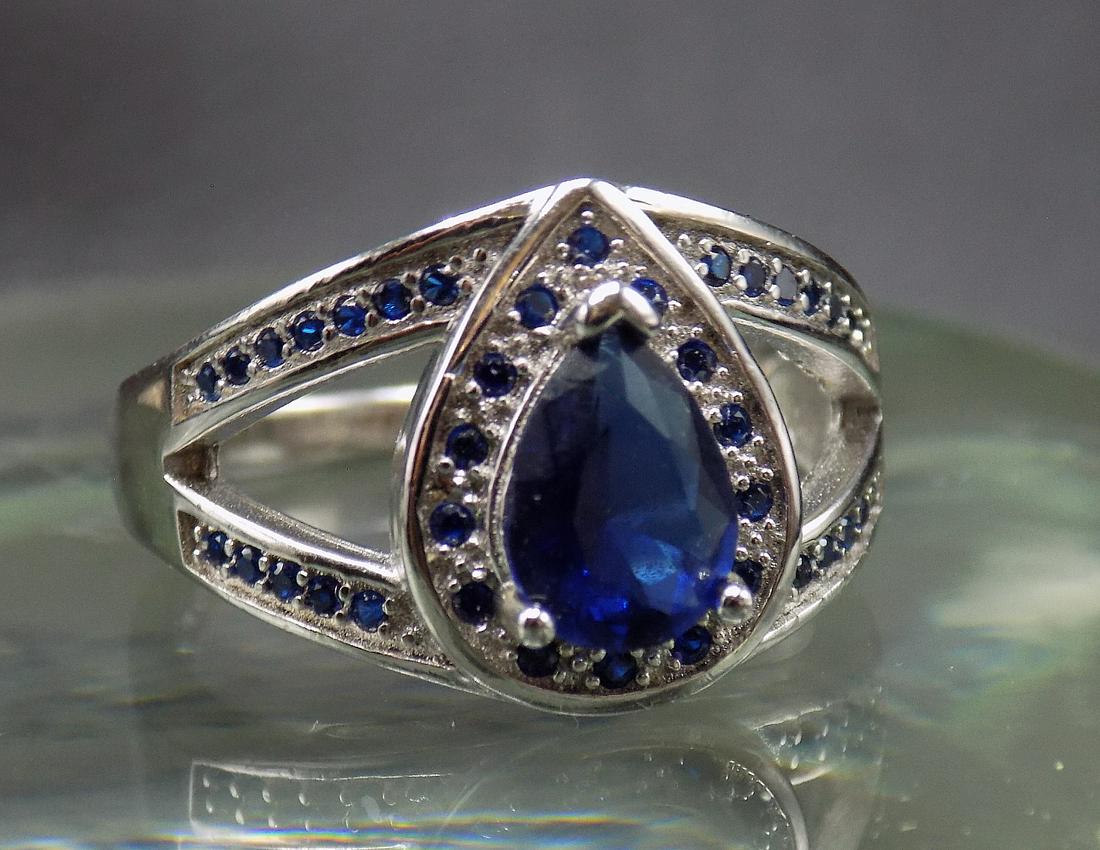 Beautiful 3 ct. Sapphire Sterling Silver Ring (1 of 5)
