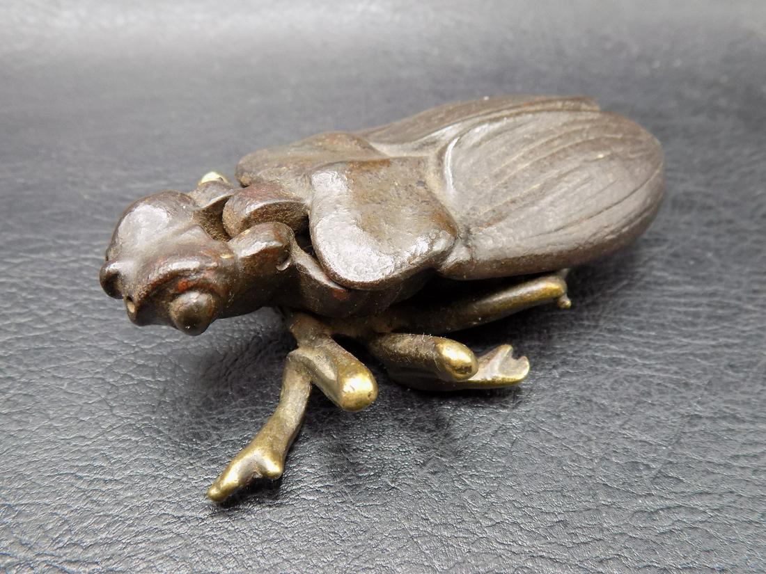 Unusual Vintage Bronze Beetle Trinket Box (1 of 8)