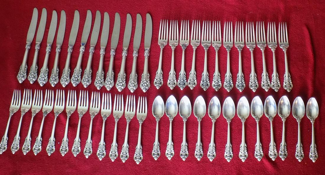 Beautiful Vintage 12 place Setting Grande Baroque Sterling Silver Flatware (1 of 6)