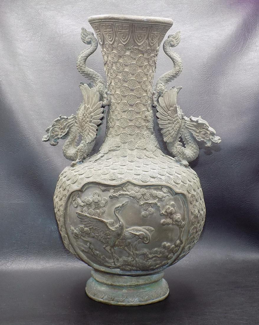 Incredible Vintage Oriental Vase with Dragons and Birds (1 of 12)